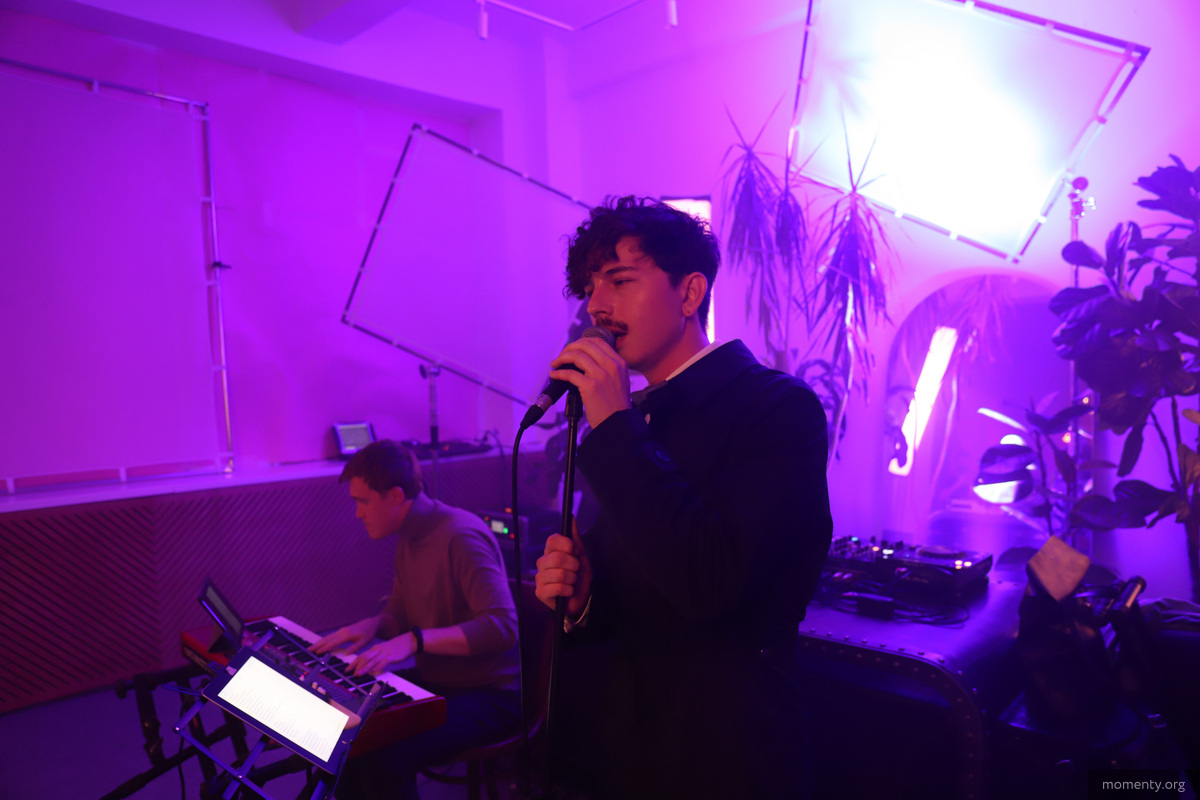 порно mp4 ұялы телефон көру