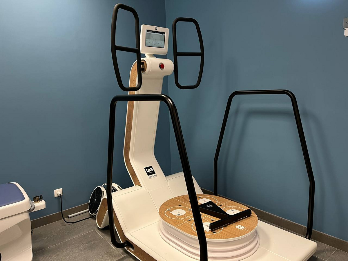 Кабинет лечебной физкультуры Кабинет лечебной физкультуры