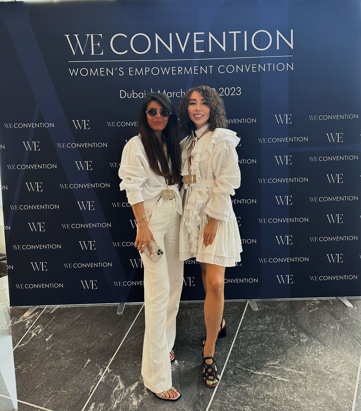 Конференция WE Convention Dubai, где одними из спикеров были Наталья Водянова и Мэй Маск (мама Илона Маска)