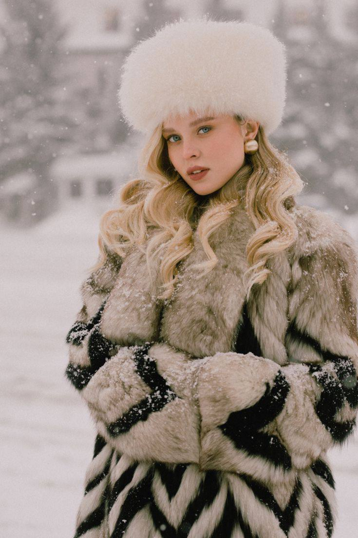 Меховые шапки фото модных женских меховых шапок на зиму года