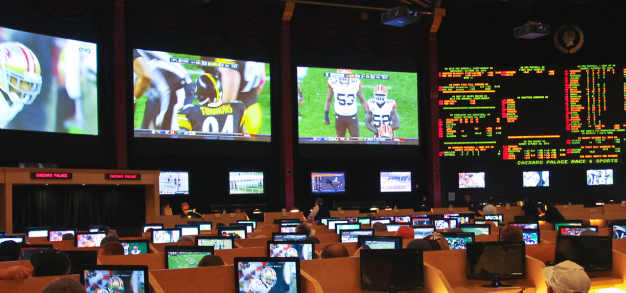 «За ночь проигрывал больше миллиона». Как зарабатывают и теряют состояния на ставках на Урале «За ночь проигрывал больше миллиона». Как зарабатывают и теряют состояния на ставках на Урале