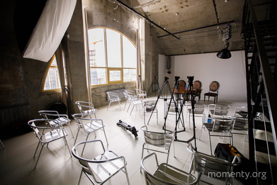 Здание лофта сейчас готовят к тусовкам Здание лофта сейчас готовят к тусовкам