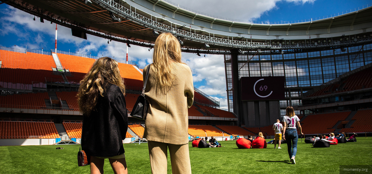 «Екатеринбург Арене» нашли новое применение. Пускают любителей авто «Екатеринбург Арене» нашли новое применение. Пускают любителей авто