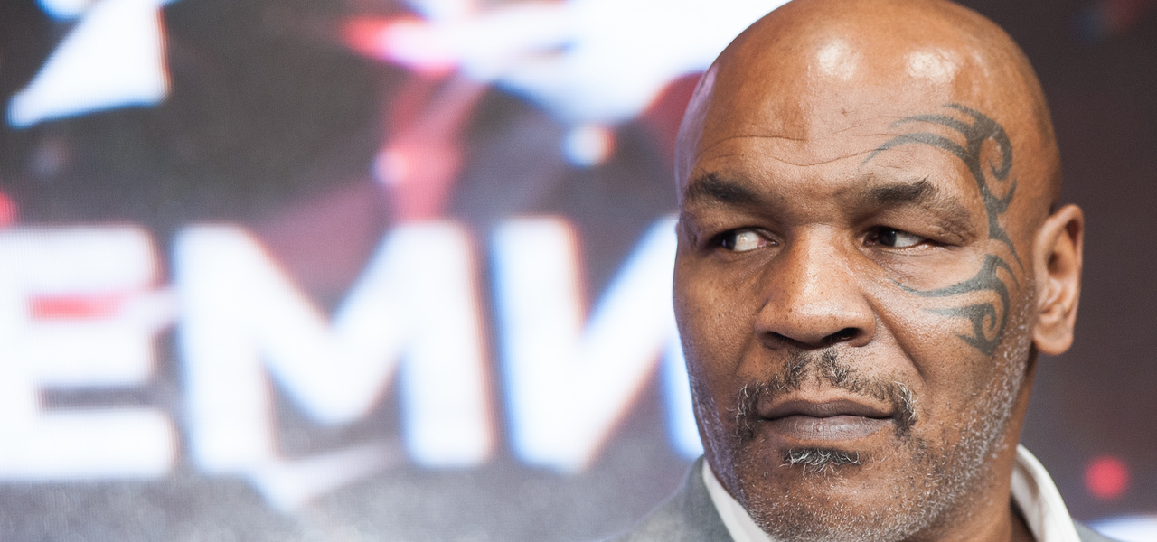 Майка Тайсона заманили в любимый магазин политиков Екатеринбурга: боксер не смог сдержать эмоций Майка Тайсона заманили в любимый магазин политиков Екатеринбурга: боксер не смог сдержать эмоций