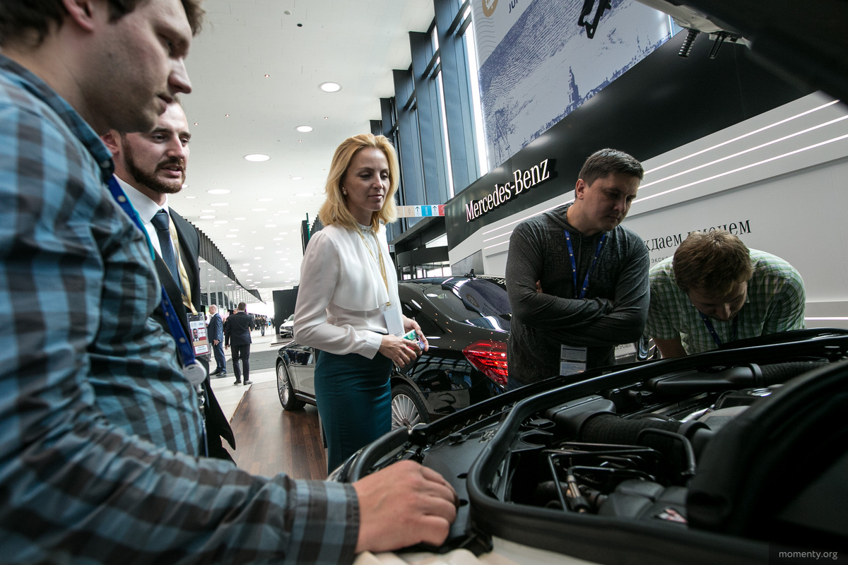 Салоны столкнулись с небывалым покупательским спросом Салоны столкнулись с небывалым покупательским спросом