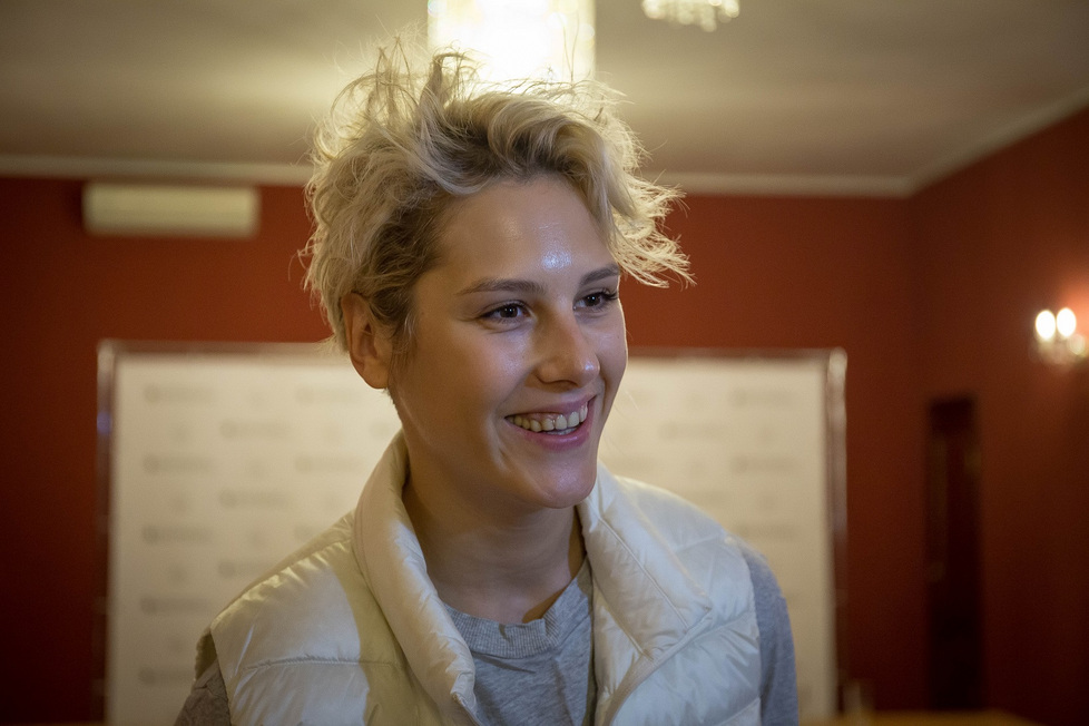 Звезда, покорившая интернет, открыла сезон в екатеринбургском театре. Будет удивлять трюками Звезда, покорившая интернет, открыла сезон в екатеринбургском театре. Будет удивлять трюками