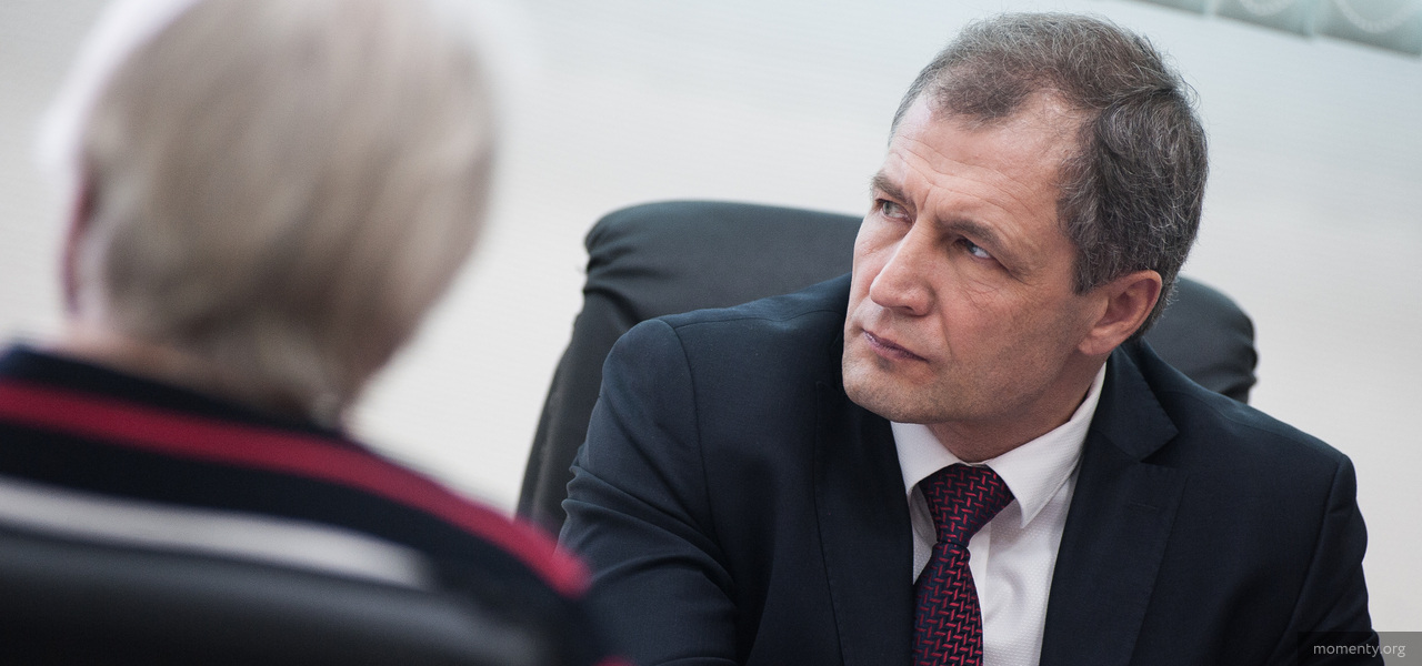 Дочь депутата, которую высмеяла Собчак, рассказала, откуда у нее пистолет Дочь депутата, которую высмеяла Собчак, рассказала, откуда у нее пистолет