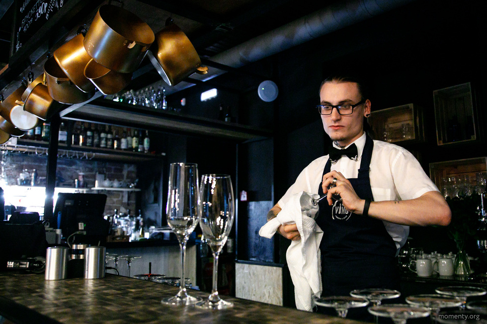 Рестораторы созывают экстренные совещания: уральцы включили режим экономии. Иногда уходят, не расплатившись Рестораторы созывают экстренные совещания: уральцы включили режим экономии. Иногда уходят, не расплатившись