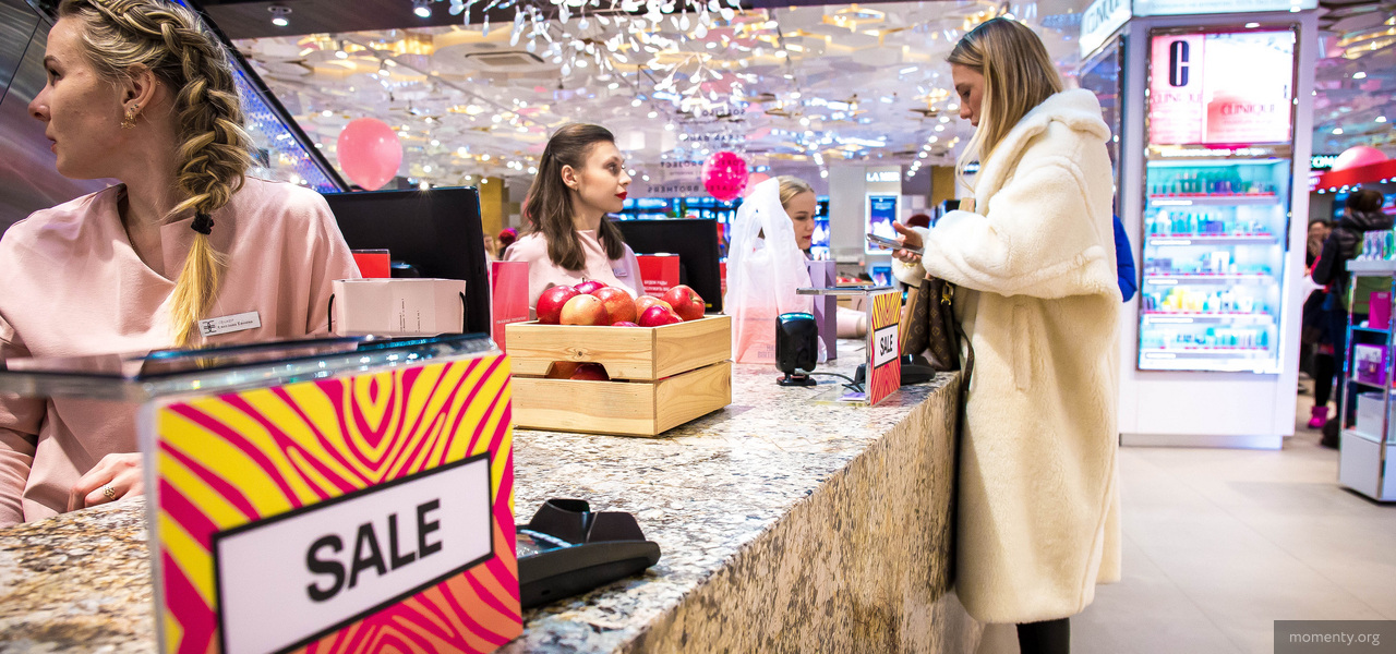 В магазинах начали переписывать ценники. Сначала будем переплачивать за продукты, следом за жилье В магазинах начали переписывать ценники. Сначала будем переплачивать за продукты, следом за жилье