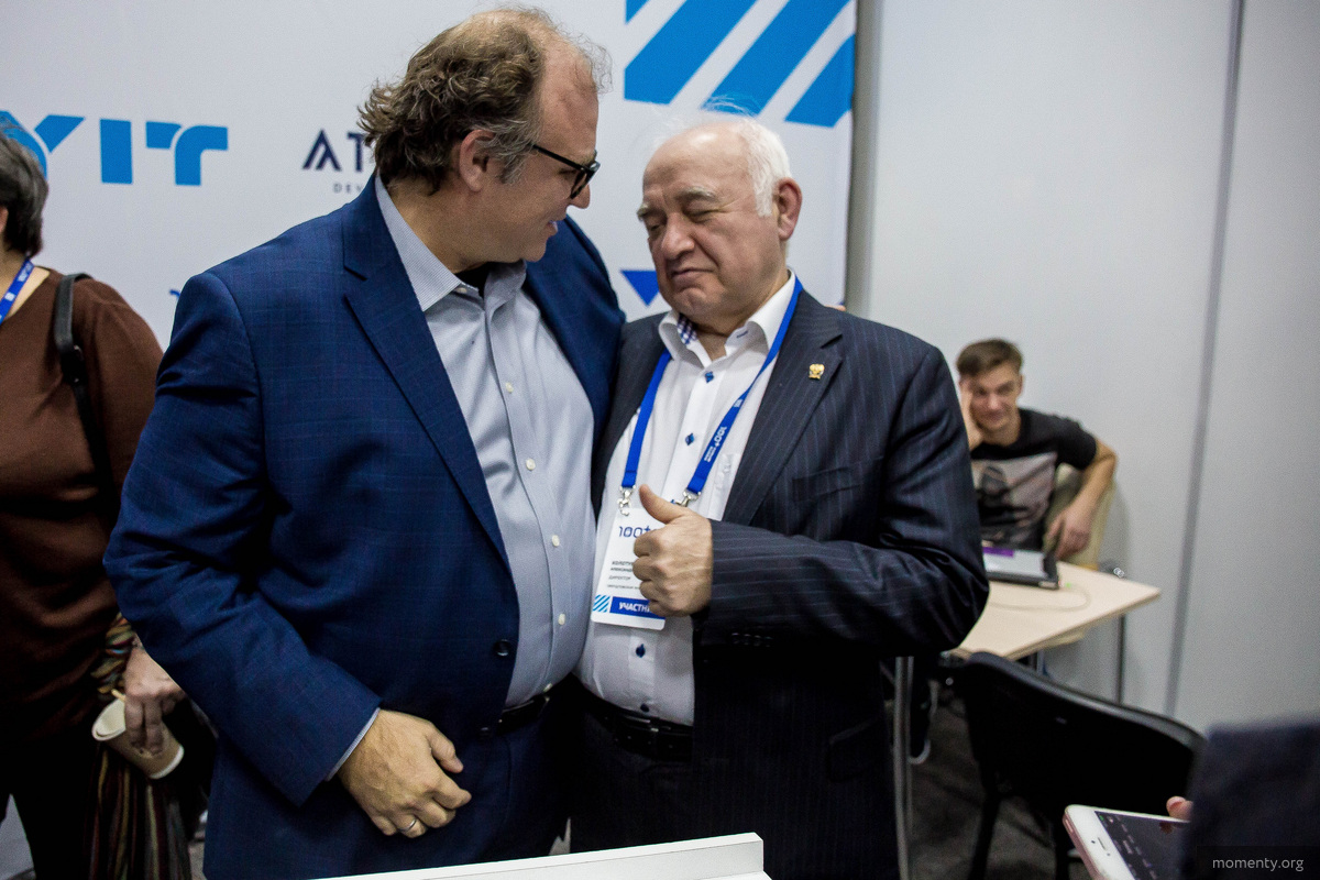 Кристос Пассас и Александр Колотурский.
