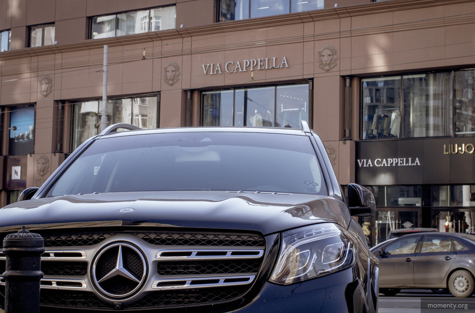 Владельцы Mercedes избавляются от премиального авто. Готовы отдавать за 700 000 рублей Владельцы Mercedes избавляются от премиального авто. Готовы отдавать за 700 000 рублей