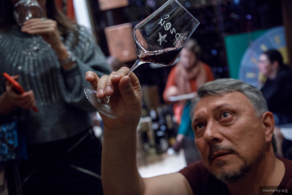 Как сомелье будут выкручиваться, чтобы не оставить клиента без денег. Винные тренды 2019 Как сомелье будут выкручиваться, чтобы не оставить клиента без денег. Винные тренды 2019