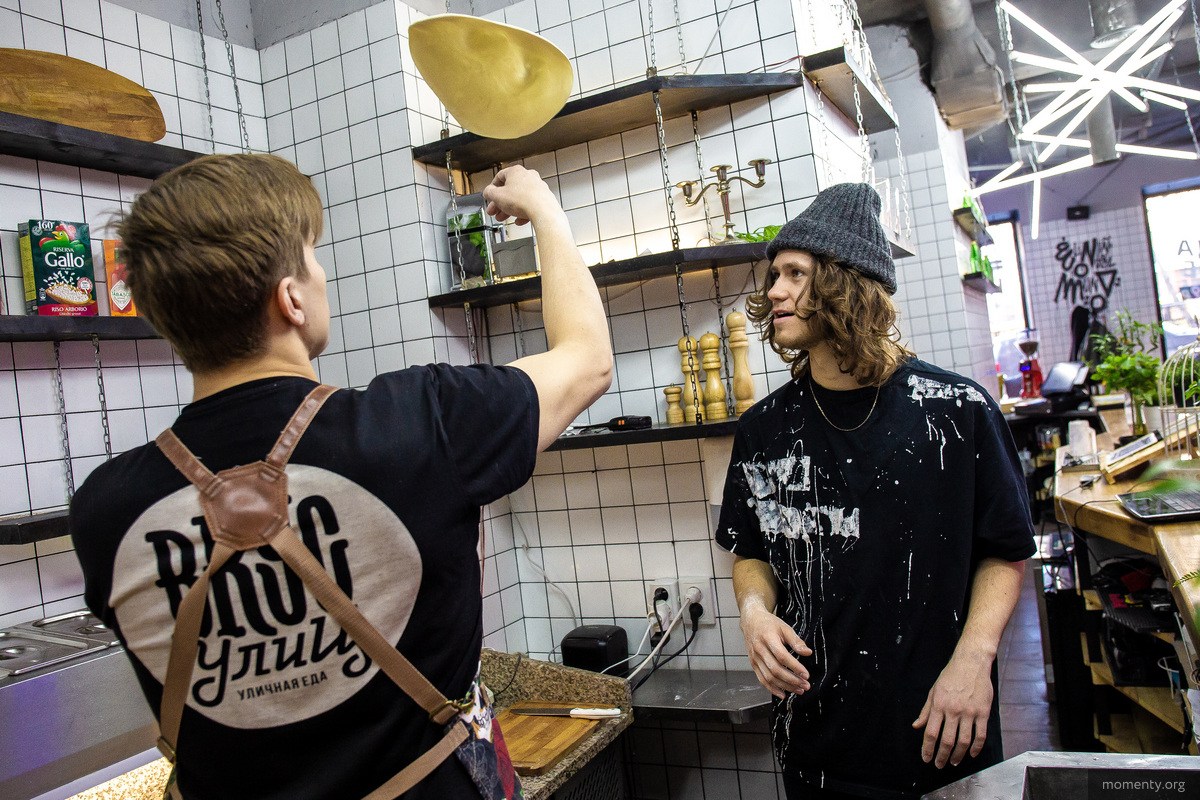 Художник Рома Бантик несколько дней готовит Маргариту под собственную музыку во&nbsp;&laquo;Вкусе Улиц&raquo;. С&nbsp;28&nbsp;января по&nbsp;3&nbsp;февраля часть средств от&nbsp;продажи вегетарианских блюд пойдёт в&nbsp;фонд защиты животных.