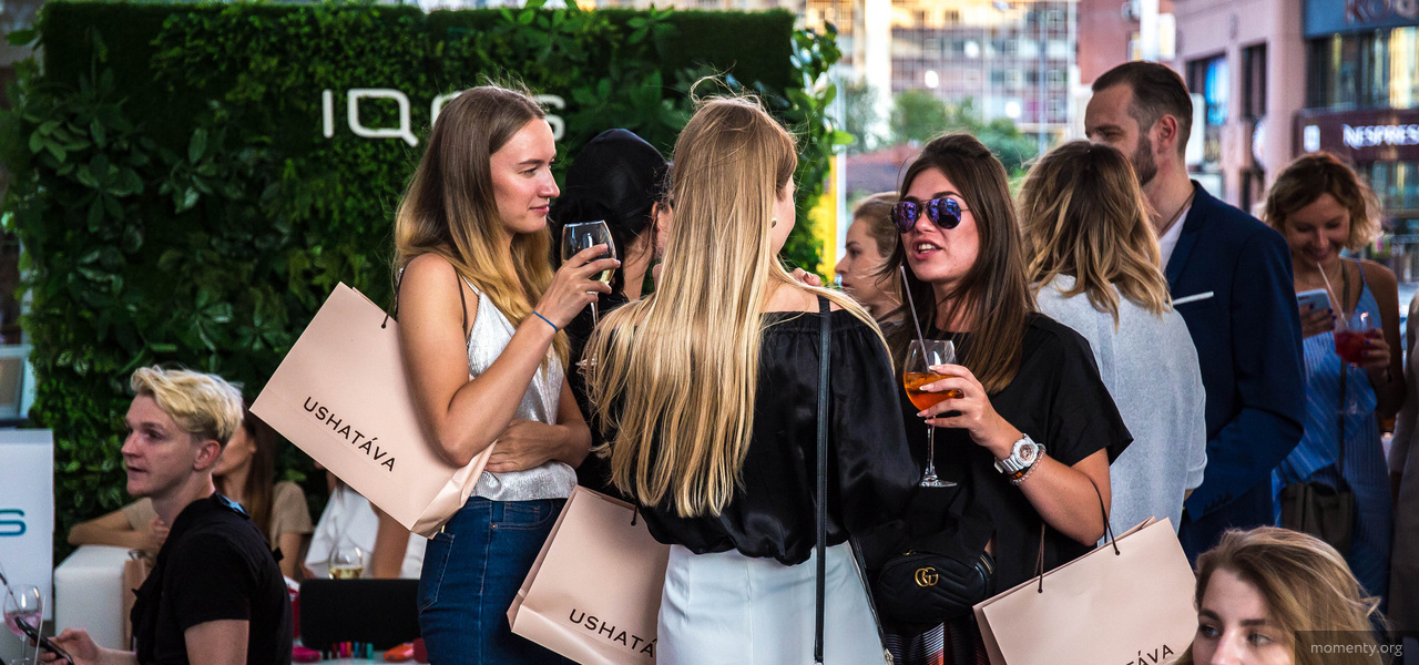 Стройность светских дам раздражает людей в спортзалах. Врачи признались, что приложили к этому руку Стройность светских дам раздражает людей в спортзалах. Врачи признались, что приложили к этому руку