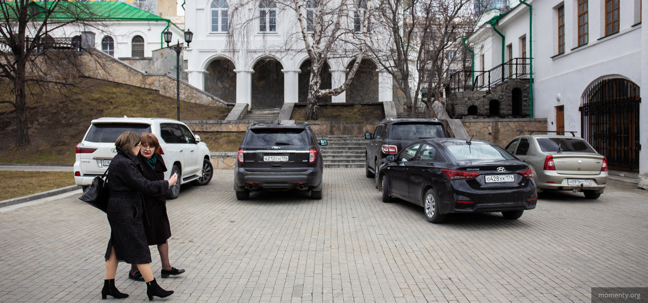 В полиции выяснили, кто перегородил Исторический сквер. Уже наказали В полиции выяснили, кто перегородил Исторический сквер. Уже наказали