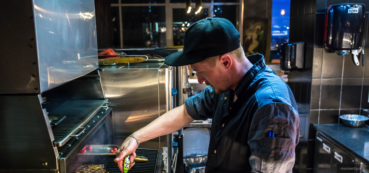 В любимом баре элиты отказались от мяса «Мираторга». Остальные рестораторы оказались заложниками ситуации В любимом баре элиты отказались от мяса «Мираторга». Остальные рестораторы оказались заложниками ситуации