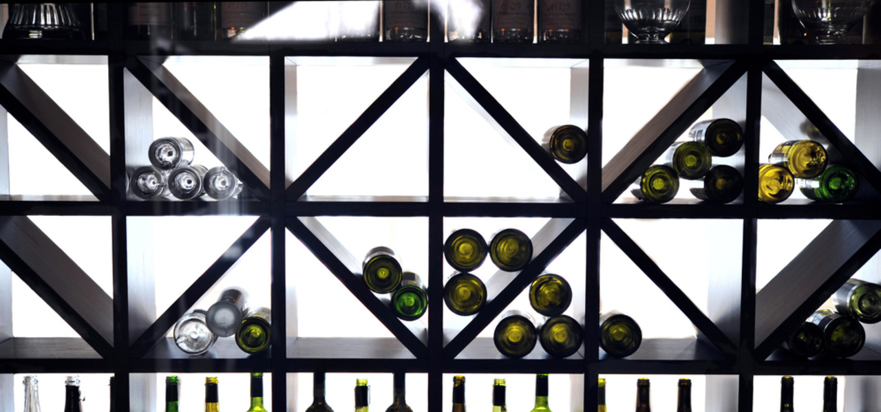 Миллионеры Урала отдают сотни тысяч рублей за бутылку эксклюзива и строят загородные погреба Миллионеры Урала отдают сотни тысяч рублей за бутылку эксклюзива и строят загородные погреба