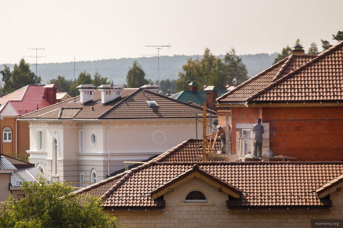 Современное поколение покупателей не устраивает отделка домов, которую делали в «нулевых» Современное поколение покупателей не устраивает отделка домов, которую делали в «нулевых»