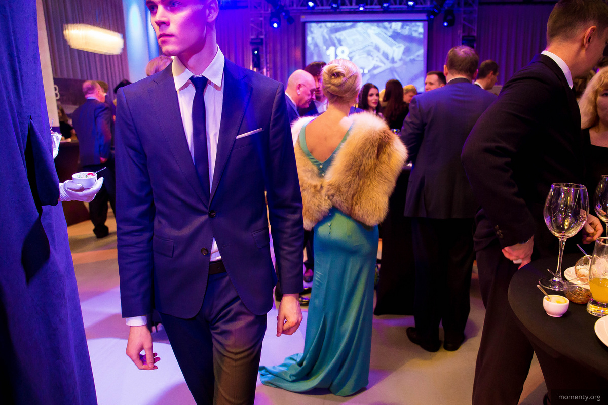 Говорят, что стать «своим» в кругу «тяжелого люкса» не так-то просто Говорят, что стать «своим» в кругу «тяжелого люкса» не так-то просто