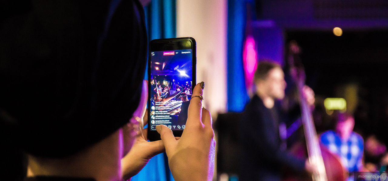 Уральские шоумены решили потягаться со звездами, повторив популярный трюк Уральские шоумены решили потягаться со звездами, повторив популярный трюк