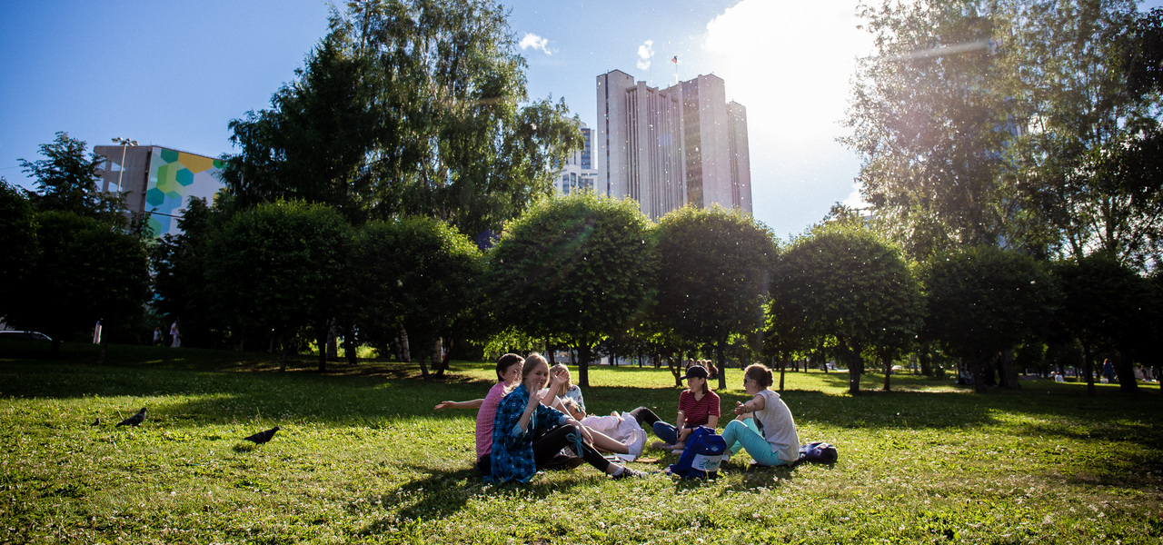 «Екатеринбург круче Брюсселя». Авторы уральской реновации проехали на велосипеде Европу, чтобы решить главные проблемы города «Екатеринбург круче Брюсселя». Авторы уральской реновации проехали на велосипеде Европу, чтобы решить главные проблемы города