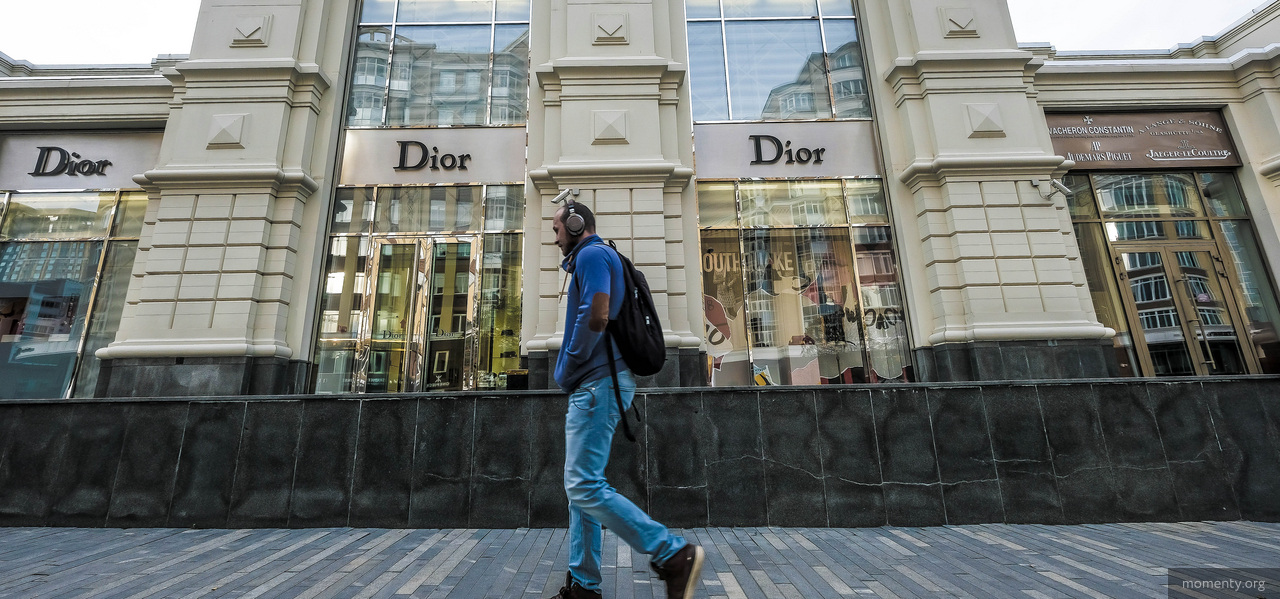 Мировые бренды начали зарабатывать на&nbsp;молодых. Продажи Dior показали сверхприбыль