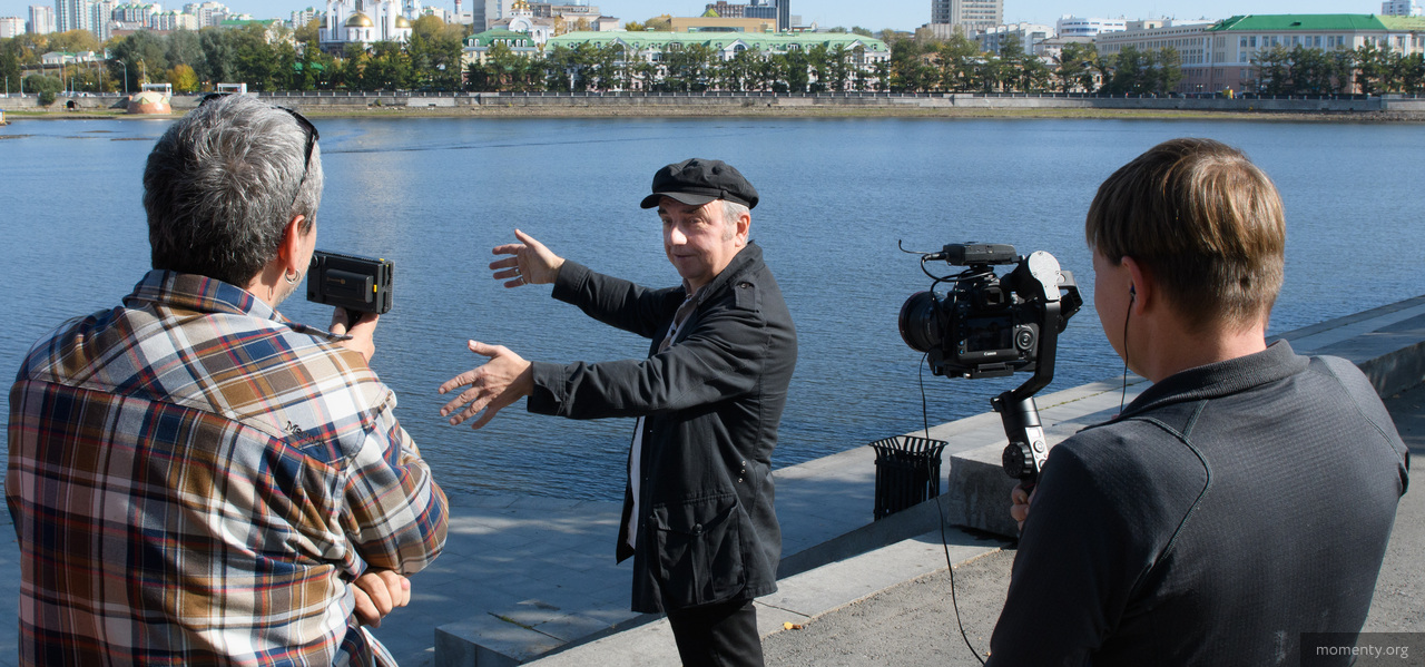 Стрит-арт тусовка встала на защиту рок-музыкантов: «Сегодня „Чайфов“ травят» Стрит-арт тусовка встала на защиту рок-музыкантов: «Сегодня „Чайфов“ травят»