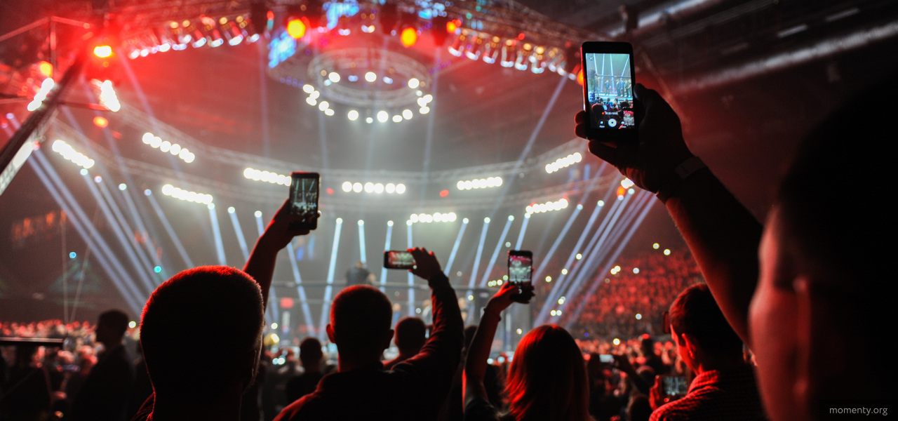 Бой Хабиба заменит тусовке вечеринки уикенда. Бары уже анонсировали солд-аут