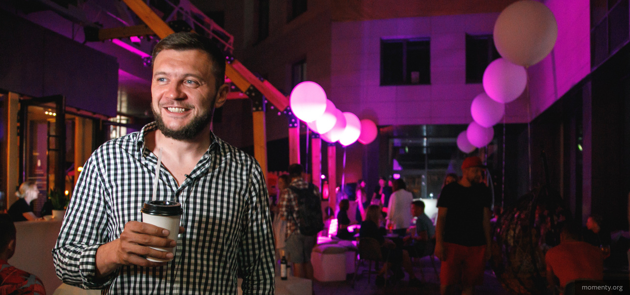 Бизнесмен из тусовки избавился от модного бара ради личных амбиций Бизнесмен из тусовки избавился от модного бара ради личных амбиций