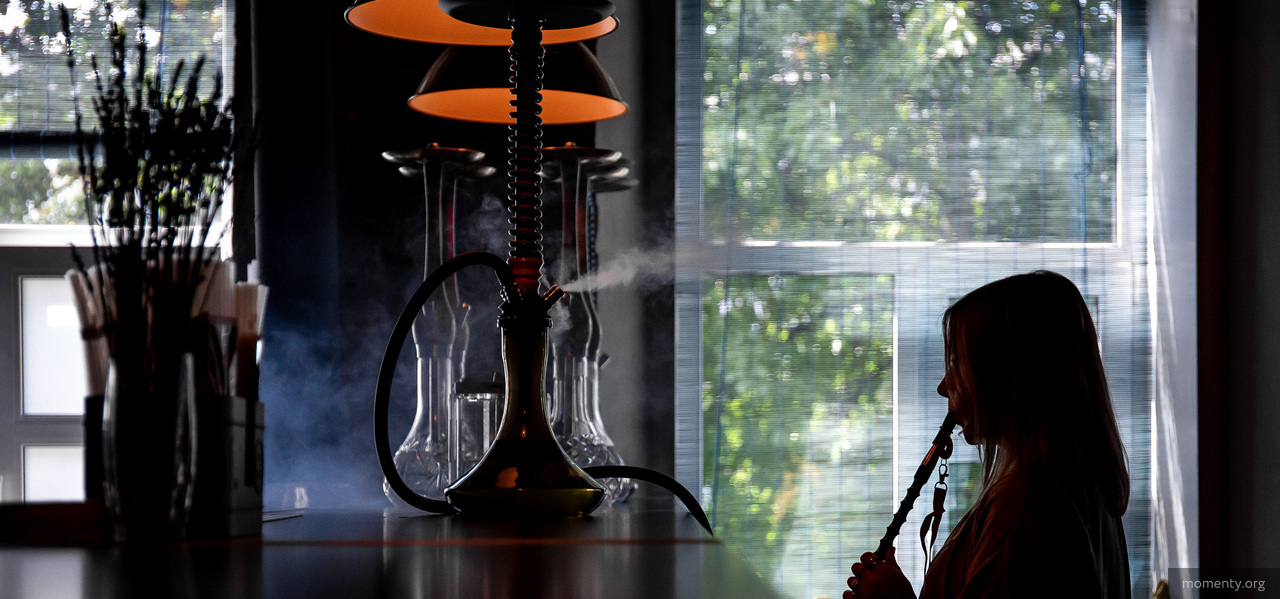 Кальянным монополистам запретили использовать нецензурное название. Они нашли лазейку Кальянным монополистам запретили использовать нецензурное название. Они нашли лазейку