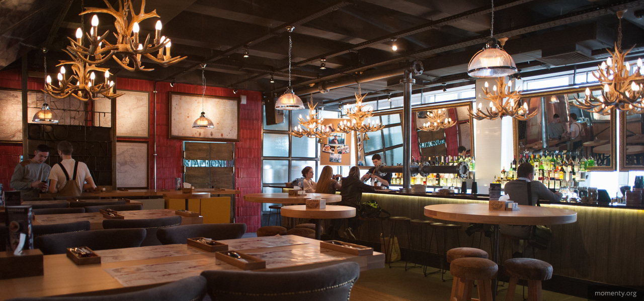 На бывшем военном заводе Москвы открыли ресторан под уральским брендом На бывшем военном заводе Москвы открыли ресторан под уральским брендом