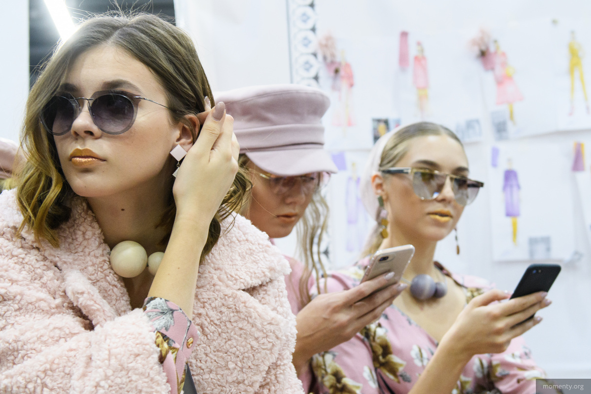 Инста-модели начинают составлять конкуренцию девушкам с подиумов Инста-модели начинают составлять конкуренцию девушкам с подиумов