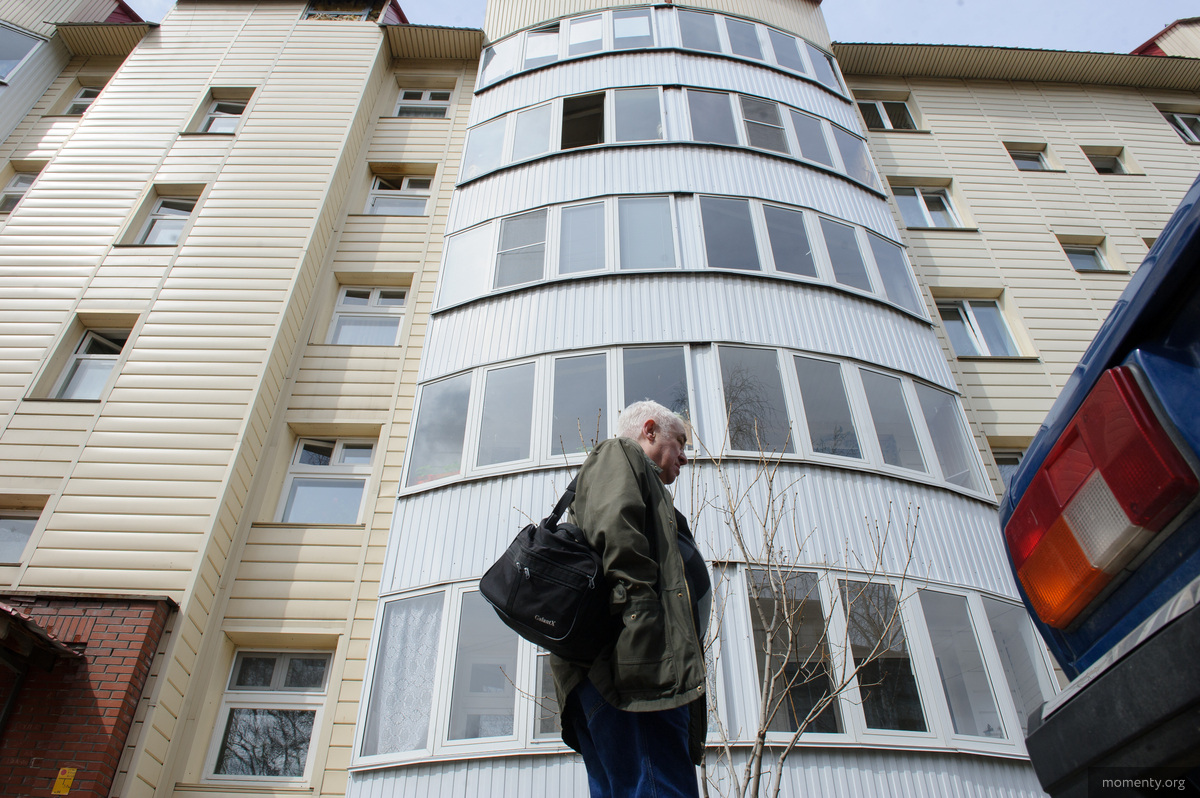 Знаменитая хрущевка на Белореченский теперь что-то вроде памятника уральской реновации Знаменитая хрущевка на Белореченский теперь что-то вроде памятника уральской реновации