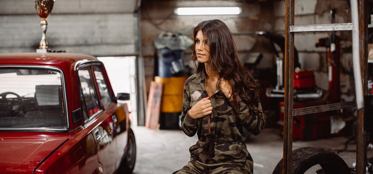 Самая сексуальная гонщица Урала выступит против китайских спортсменок Самая сексуальная гонщица Урала выступит против китайских спортсменок