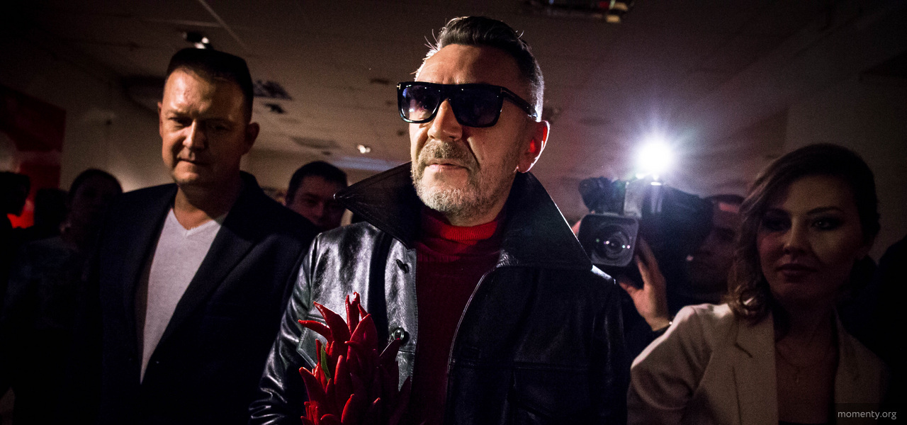 Шнур довел до слез участников «Уральских пельменей» Шнур довел до слез участников «Уральских пельменей»