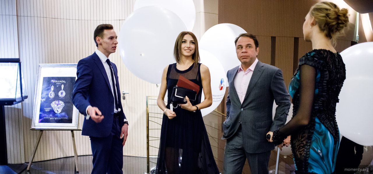 Столичная тусовка слетелась в&nbsp;Екатеринбург ради клуба известной дамы