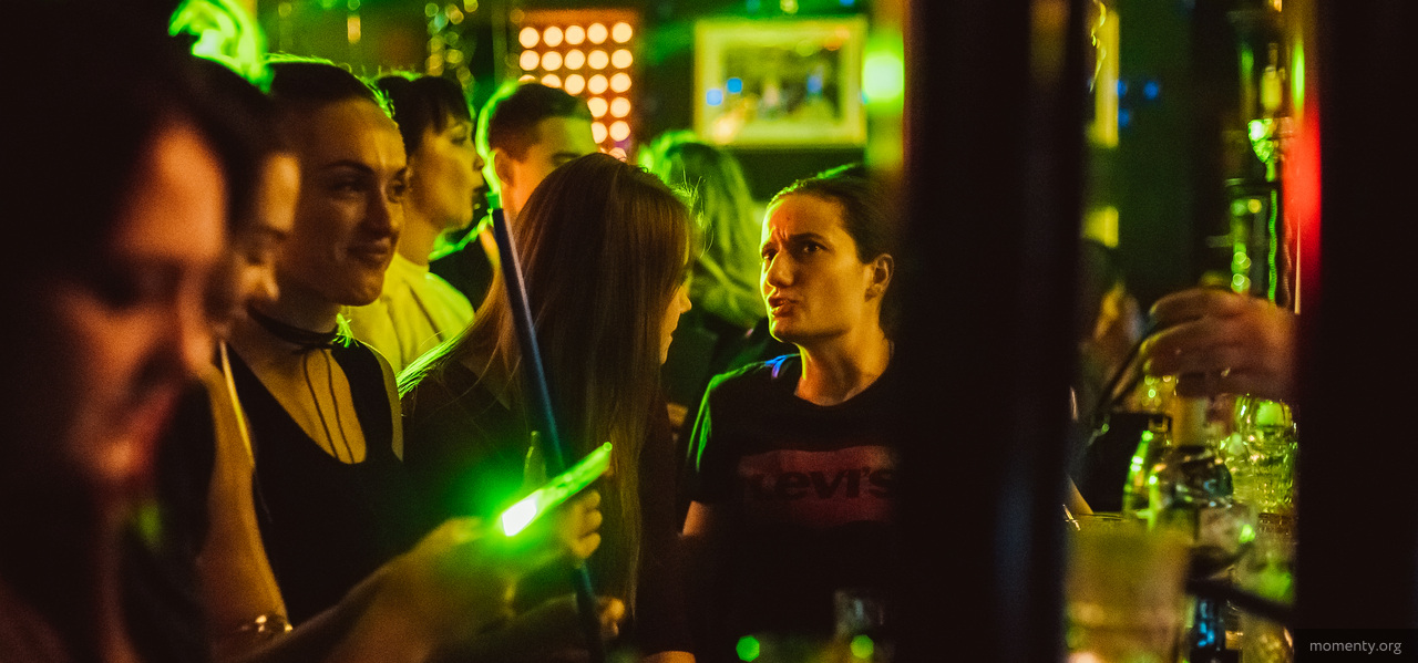 Главный бар тусовки заподозрили в намеренном умалчивании секрета Главный бар тусовки заподозрили в намеренном умалчивании секрета