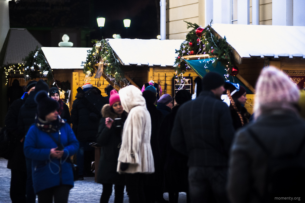 Жители элитного поселка откроют базар под окнами, чтобы помочь детям