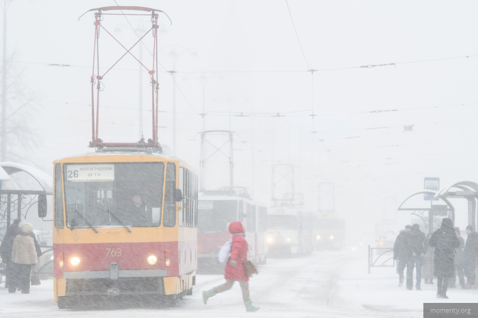Таксисты взвинтили цены в&nbsp;4 раза из-за рекордных пробок в&nbsp;Екатеринбурге