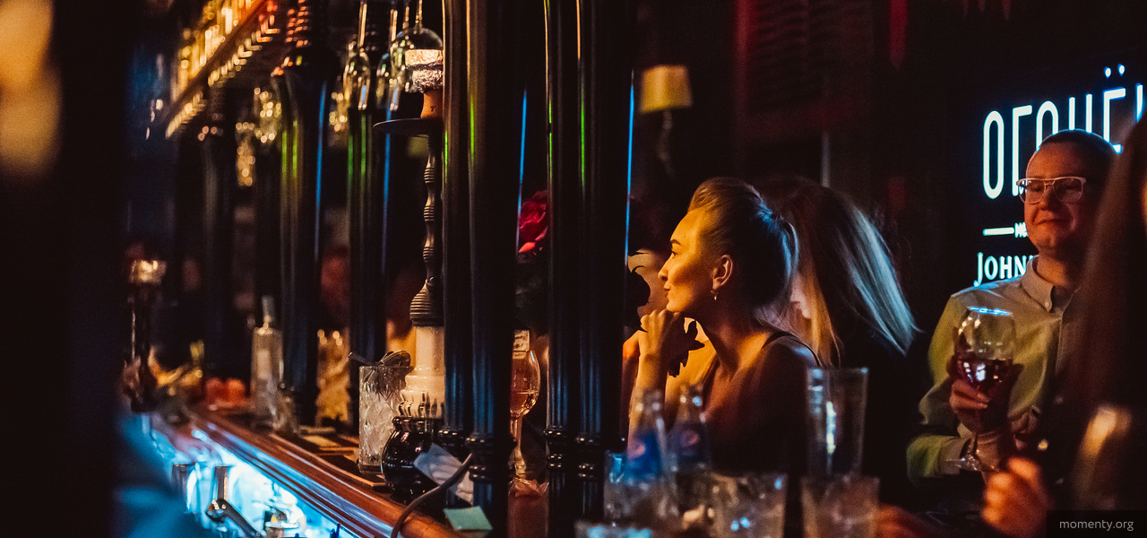 В главном баре тусовки открыли стрельбу В главном баре тусовки открыли стрельбу