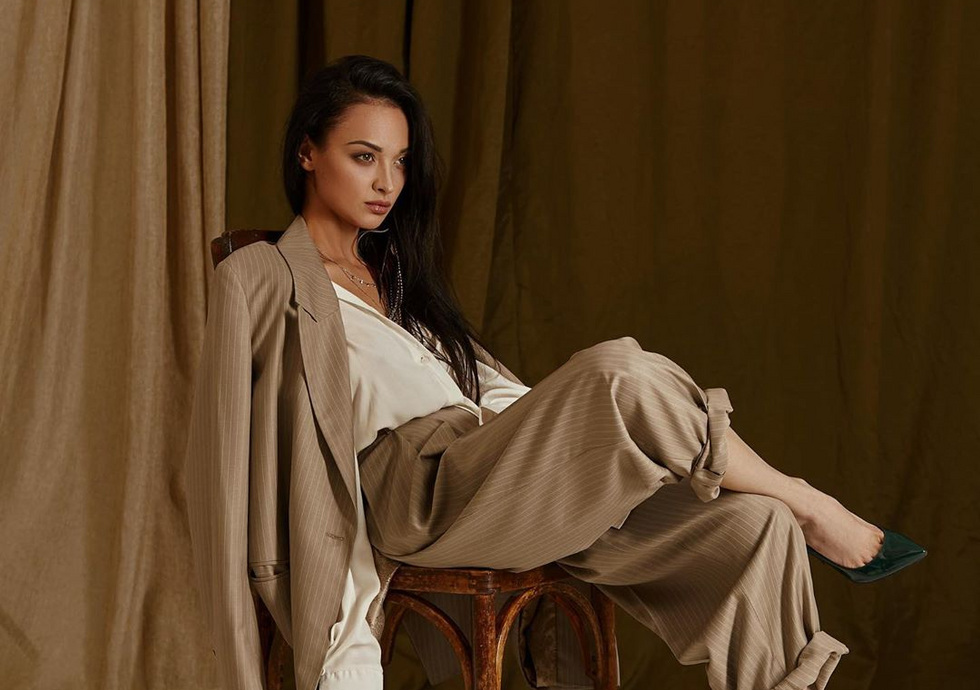 Известный дизайнер распродает свои вещи, чтобы помочь ребенку сотрудницы Известный дизайнер распродает свои вещи, чтобы помочь ребенку сотрудницы