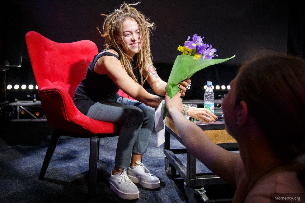 Звездная певица с Урала озвучила убытки от бизнеса для худеющих Звездная певица с Урала озвучила убытки от бизнеса для худеющих