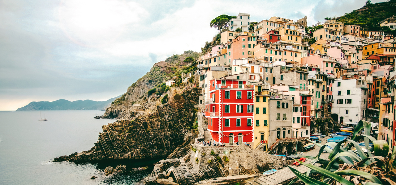 Детей уральских бизнесменов отправляют из Европы учиться на родину. К ним не хотят лететь даже друзья Детей уральских бизнесменов отправляют из Европы учиться на родину. К ним не хотят лететь даже друзья