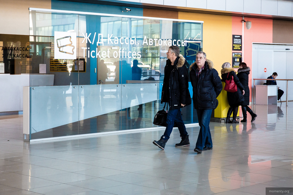 Убытки несут не только авиакомпании, без прибыли остаются аэропорты и топливо-заправочные компании. Убытки несут не только авиакомпании, без прибыли остаются аэропорты и топливо-заправочные компании.