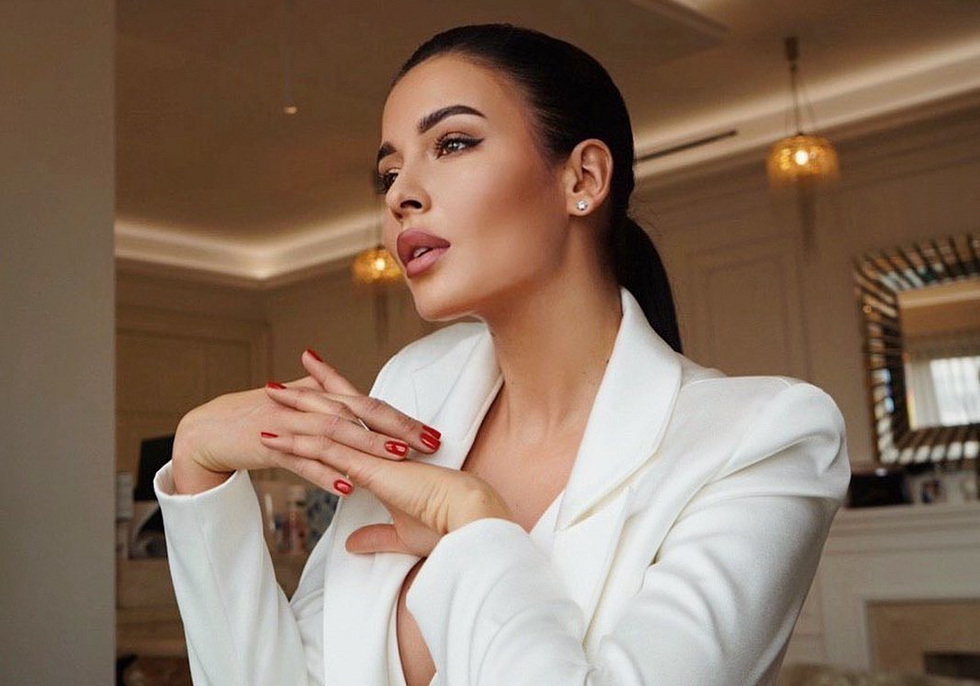 Уральская модель начала наступление на светских дам Москвы Уральская модель начала наступление на светских дам Москвы