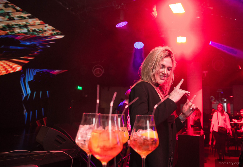 Патимейкеры готовятся считать убытки из-за отмененных вечеринок Патимейкеры готовятся считать убытки из-за отмененных вечеринок