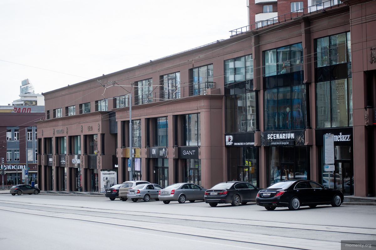 В&nbsp;галерее на&nbsp;Радищева, 25 большинство бутиков закрыто. Но&nbsp;не&nbsp;все.