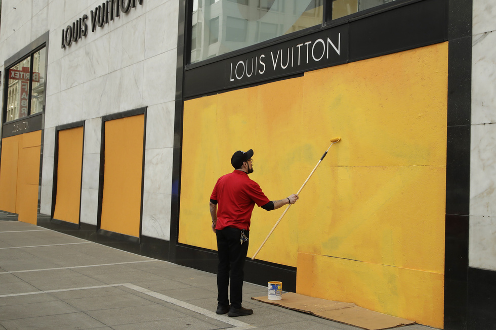 Богатейшие люди мира уже потеряли 408 миллиардов долларов из-за коронавируса Богатейшие люди мира уже потеряли 408 миллиардов долларов из-за коронавируса