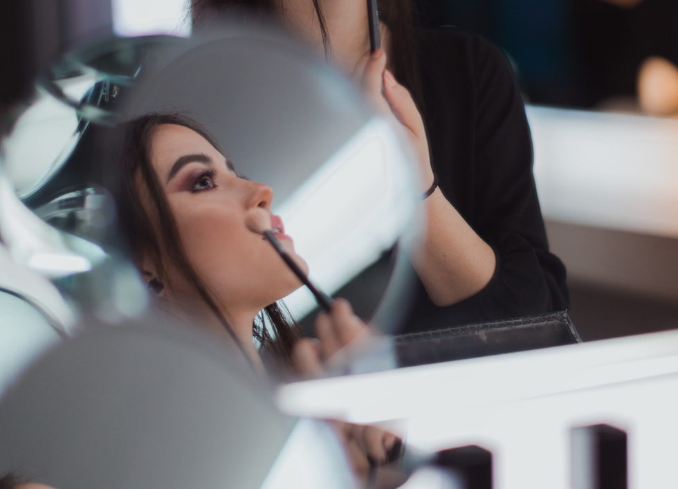 Уральцы подпольно продолжают посещать салоны красоты Уральцы подпольно продолжают посещать салоны красоты