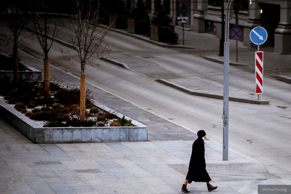 Горожане нанимают слушателей за&nbsp;деньги, чтобы жаловаться на&nbsp;карантин и&nbsp;кризис